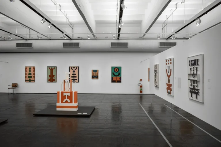 Sala de exposición de arte contemporáneo